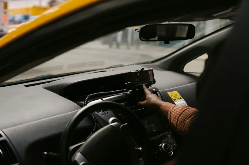 The Mental Map Masters: How Old-School Cabbies Turned Traffic Into a Chess Game